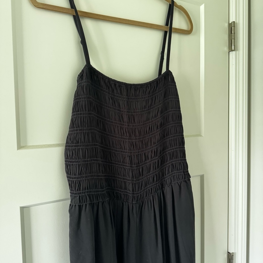 GAP smocked top flowy romper in black size Large Tall - Picture 4 of 10